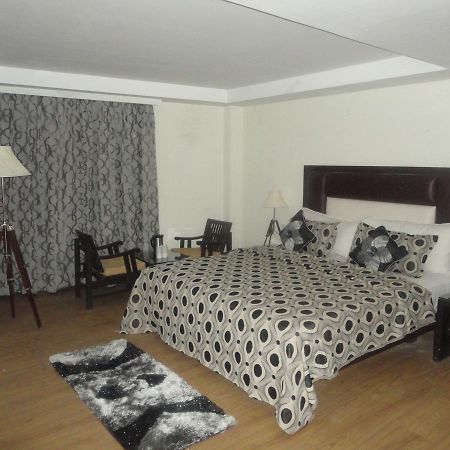 Swiss Wood Hotel Manāli Rom bilde