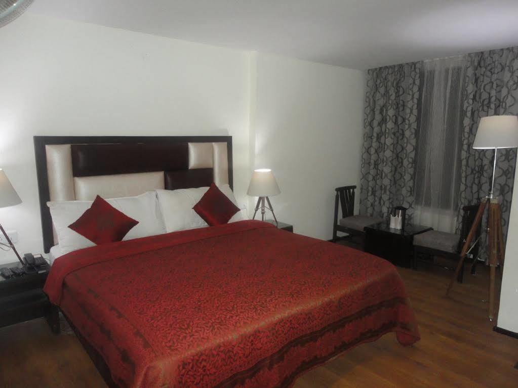 Swiss Wood Hotel Manāli Eksteriør bilde